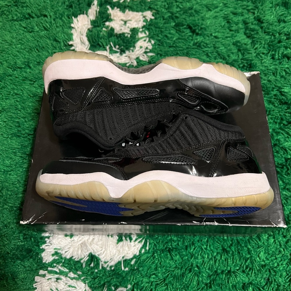 AIR JORDAN 11 Retro Low IE space jam